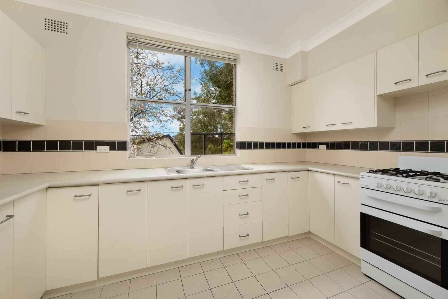 4/299 West Street Cammeray