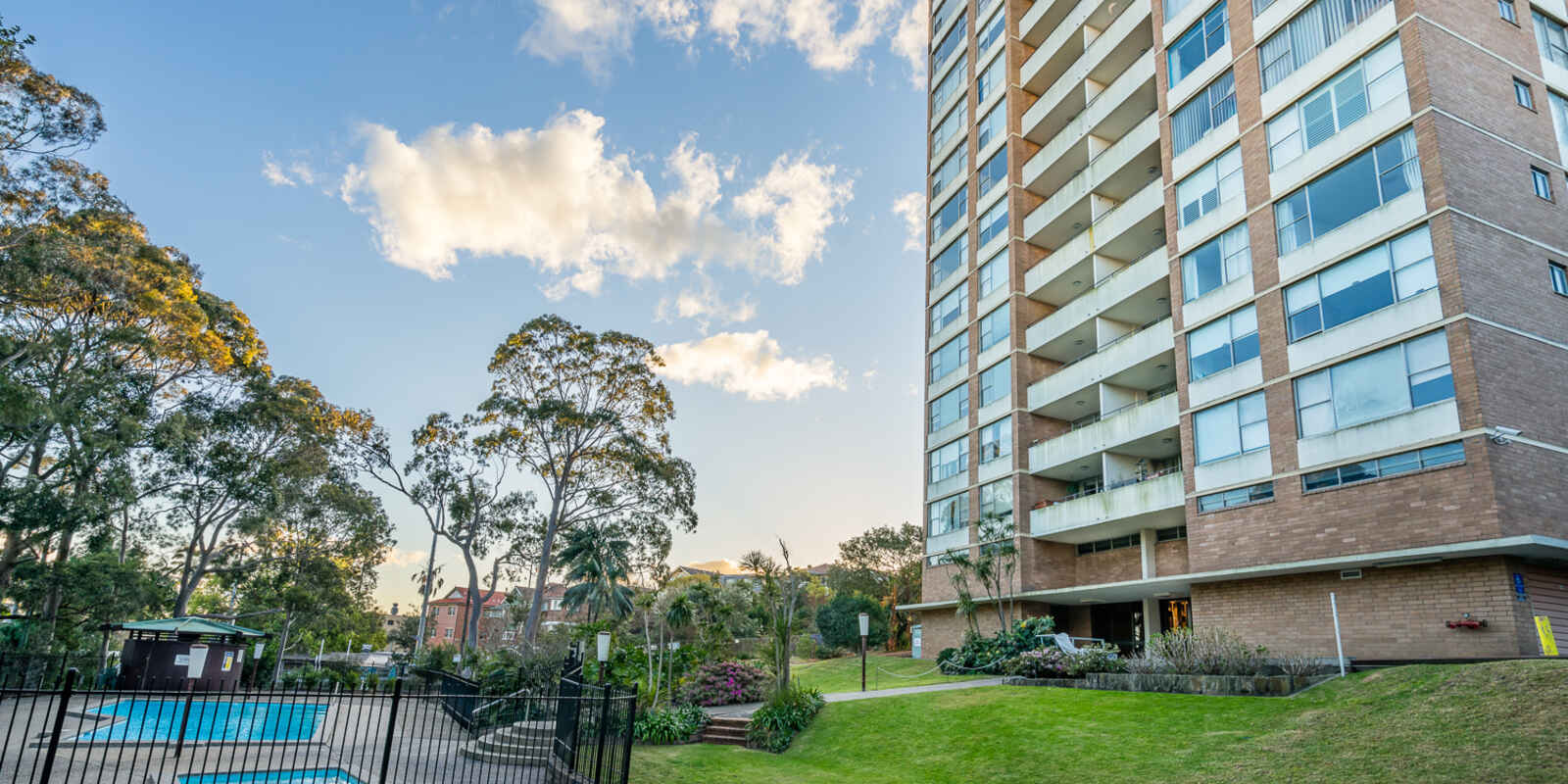85/2-12  Crows Nest Road Waverton