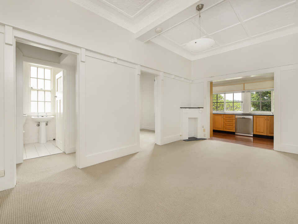 4/16 Whaling Road North Sydney