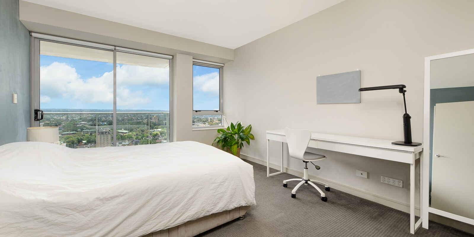 3004/79-81 Berry Street North Sydney