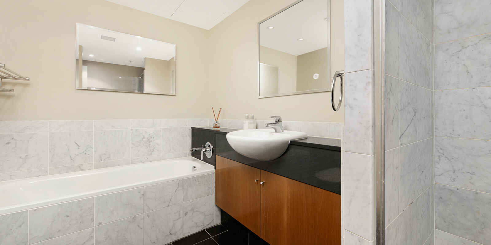 3004/79-81 Berry Street North Sydney