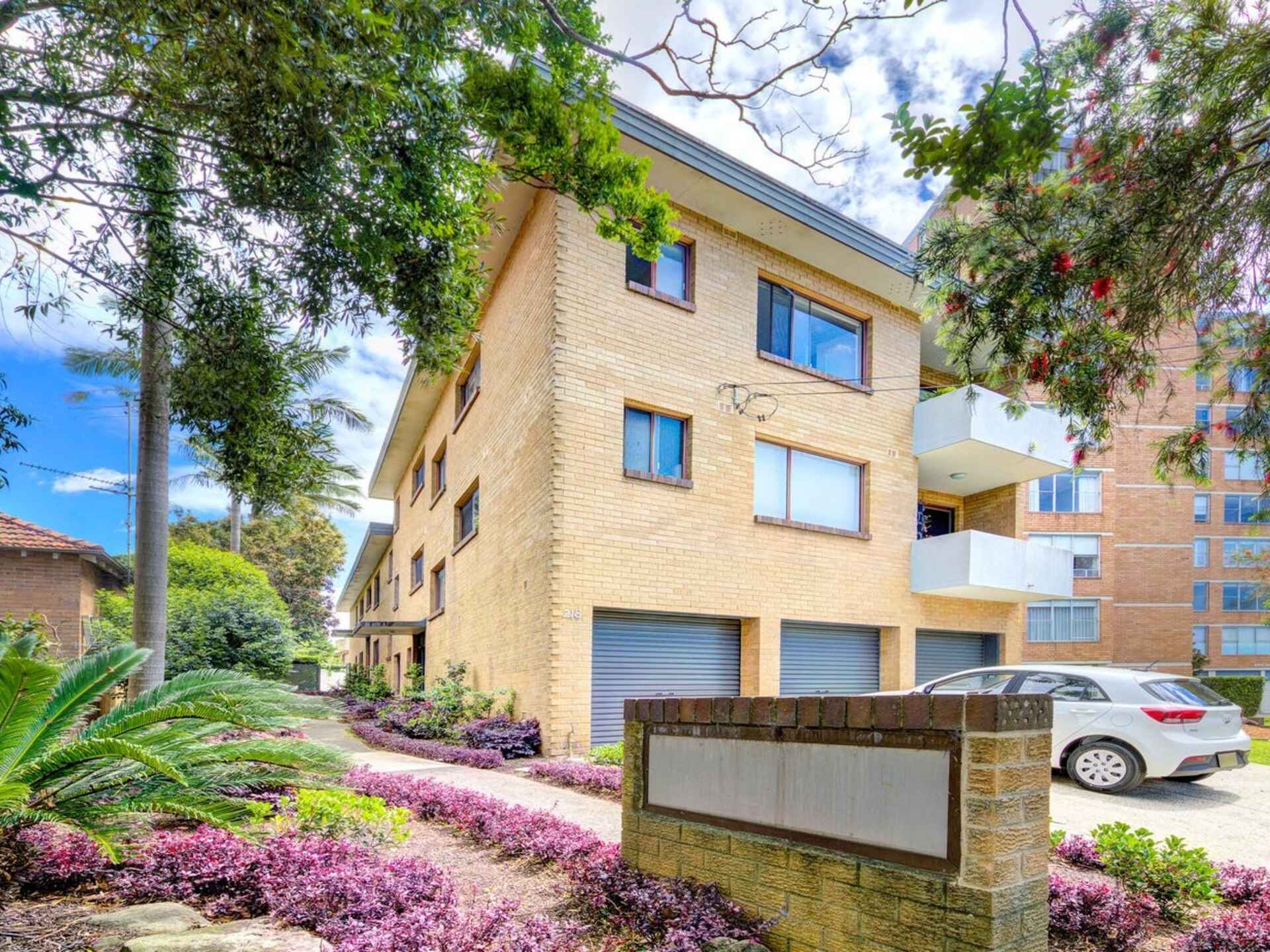 3/218 Ben Boyd Road Neutral Bay