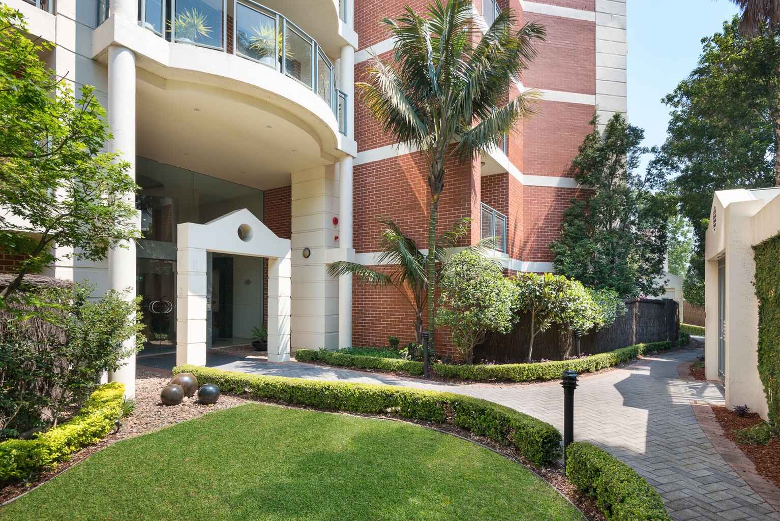 406/28 West Street North Sydney