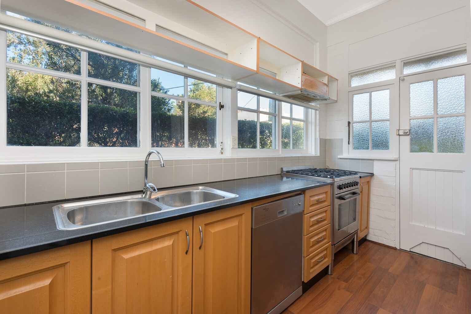 1/16 Whaling Road North Sydney