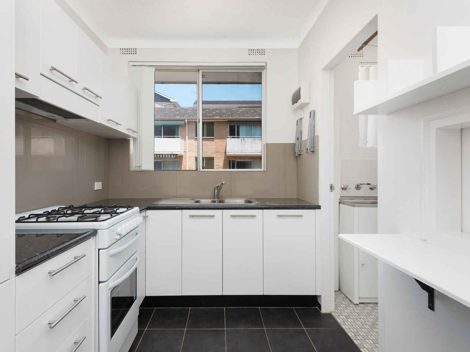 6/33-41 Stokes Street Lane Cove