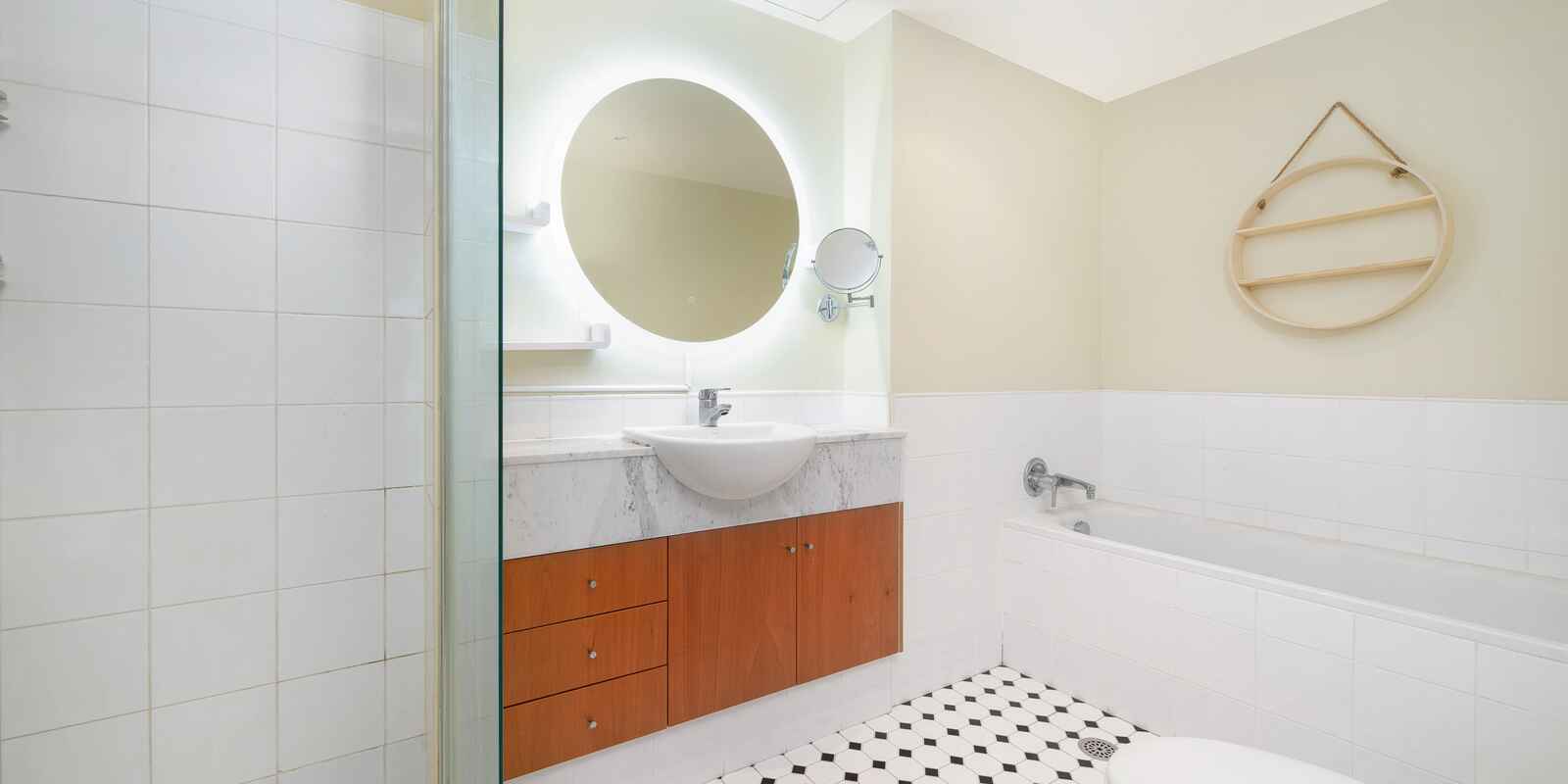 2803/79-81 Berry Street North Sydney 2803/79-81 Berry Street North Sydney