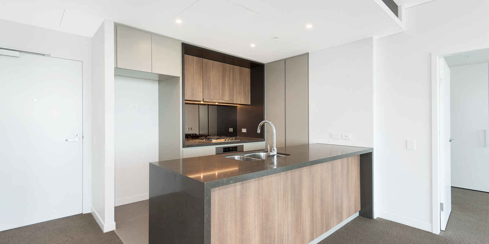 1505/472-486 Pacific Highway St Leonards 1505/472-486 Pacific Highway St Leonards