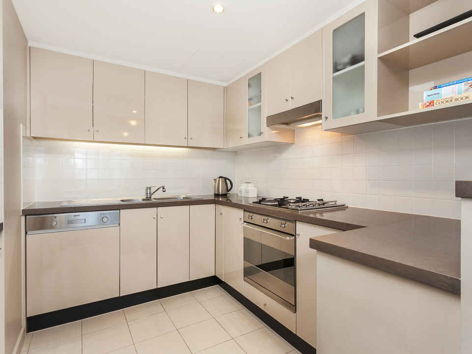 2707/79-81 Berry Street North Sydney