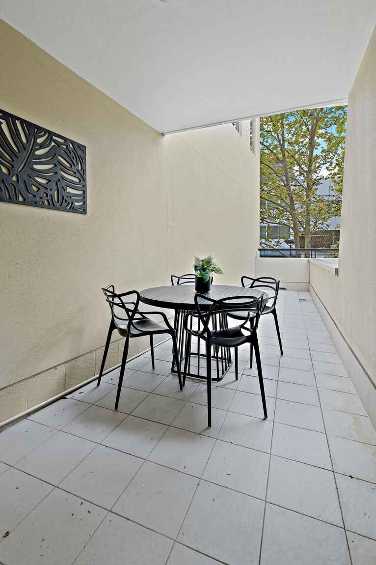 2/19A Young Street Neutral Bay 2/19A Young Street Neutral Bay