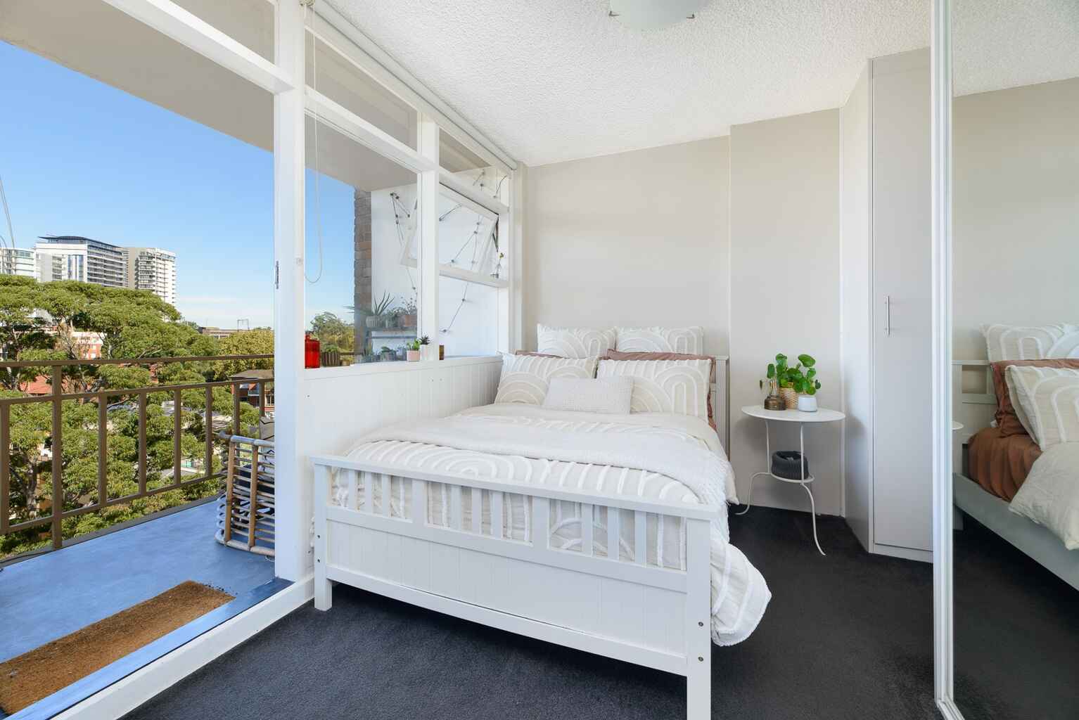 710/54 High Street North Sydney 710/54 High Street North Sydney