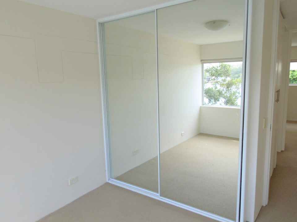 15/8 Munro Street McMahons Point