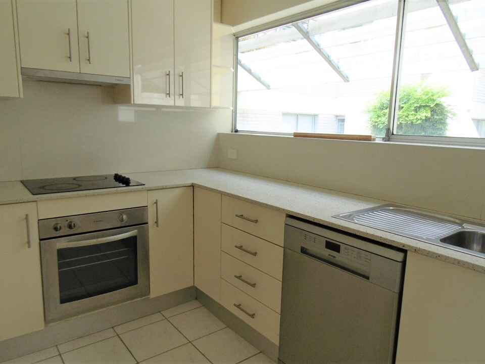 15/8 Munro Street McMahons Point