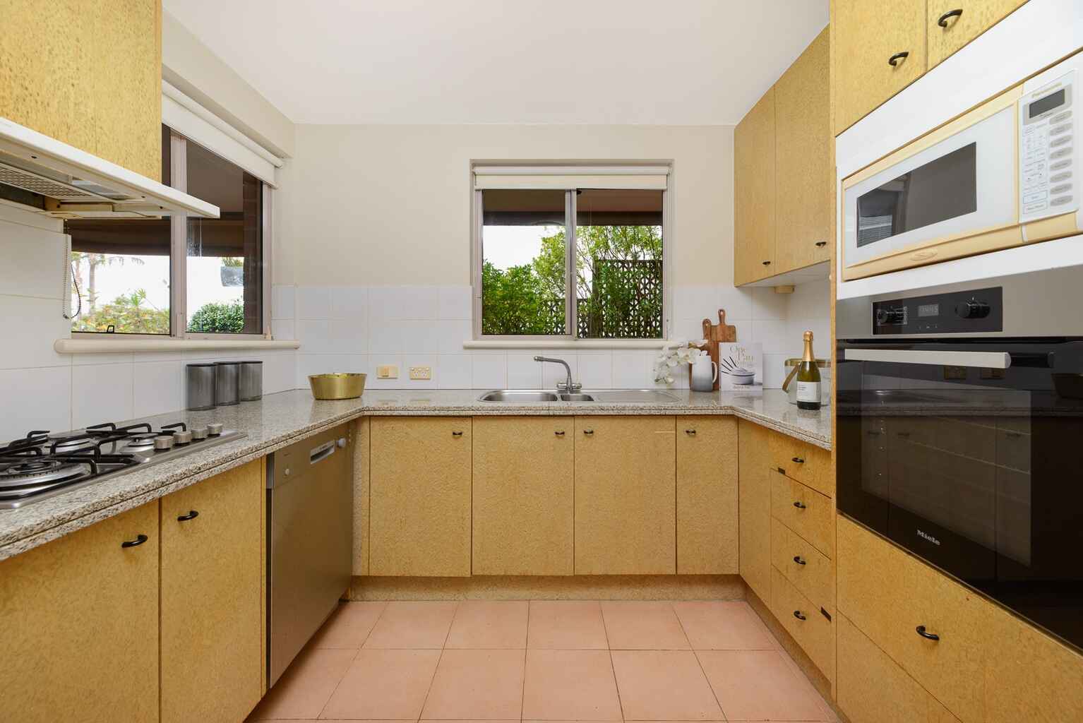 2/70-72 Muston Street Mosman