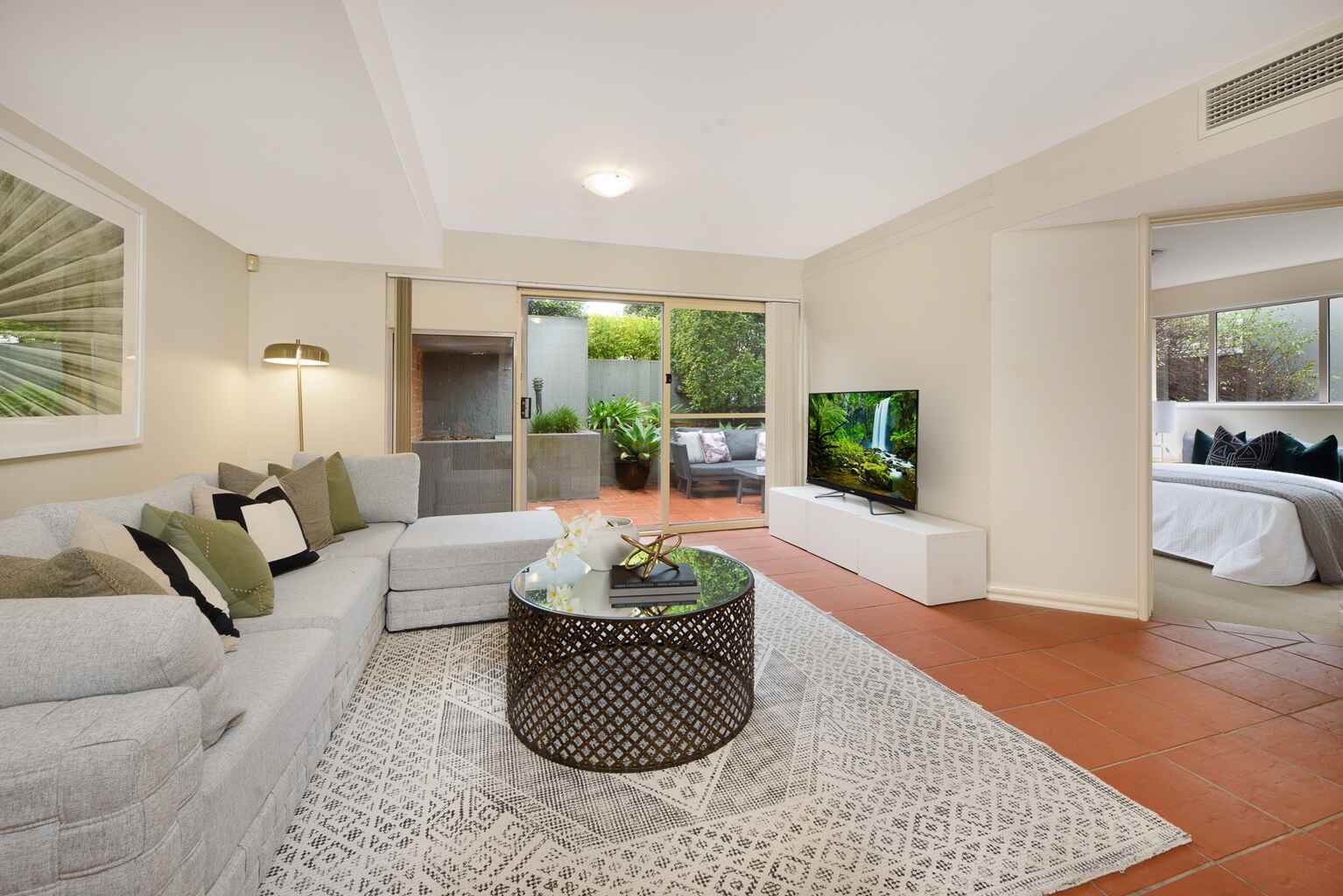 2/70-72 Muston Street Mosman