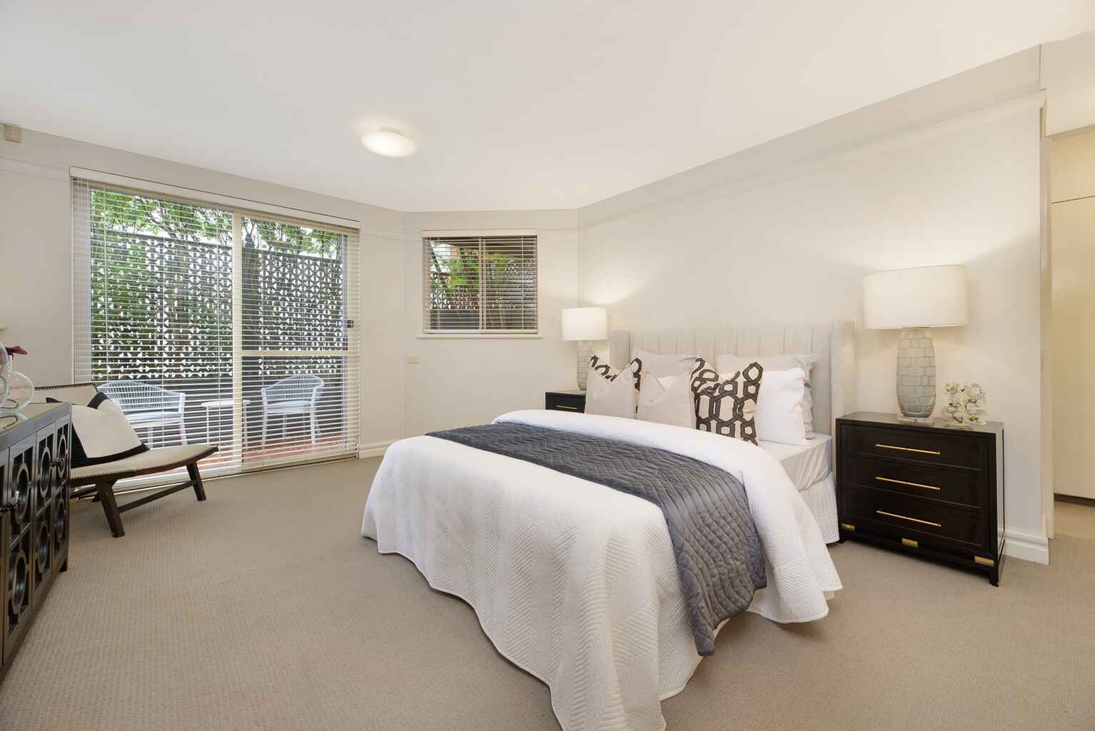 2/70-72 Muston Street Mosman
