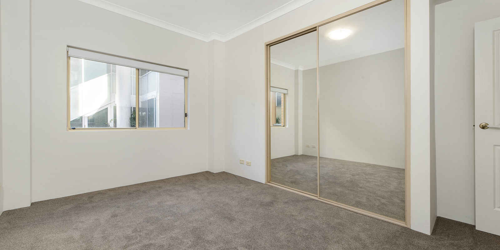 13/267 Miller  Street North Sydney