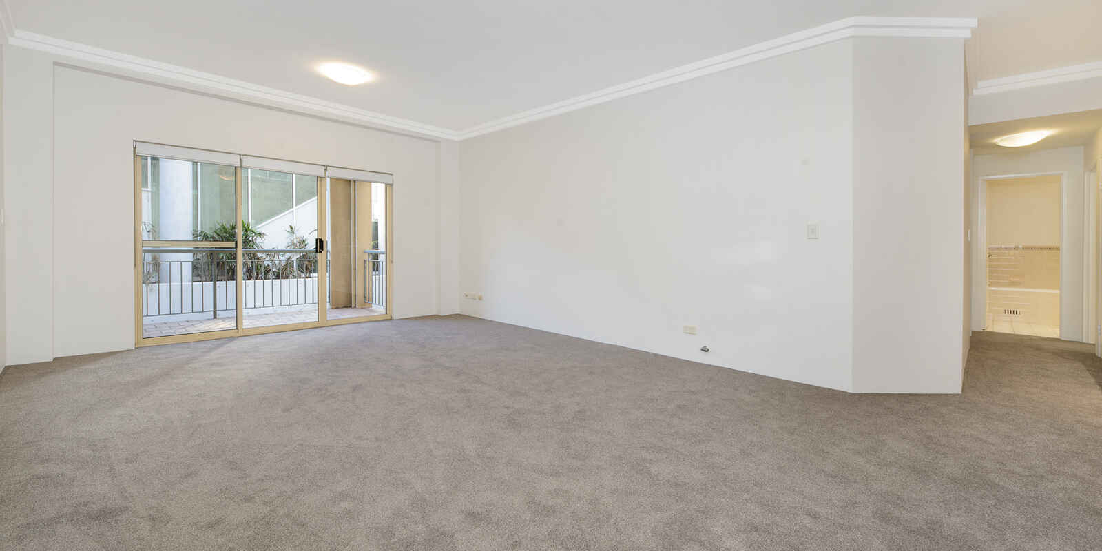 13/267 Miller  Street North Sydney