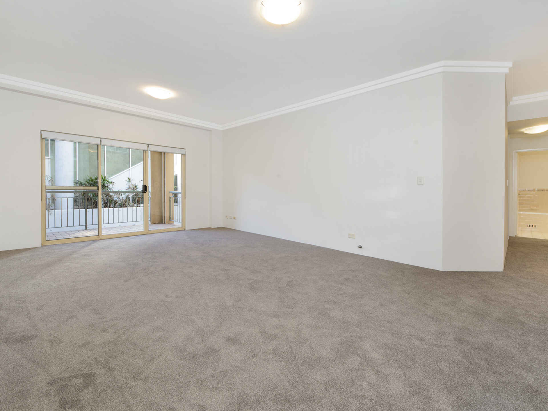 13/267 Miller  Street North Sydney