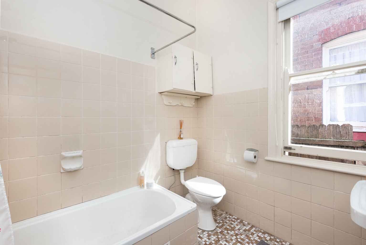 2/93 Kirribilli Avenue Kirribilli