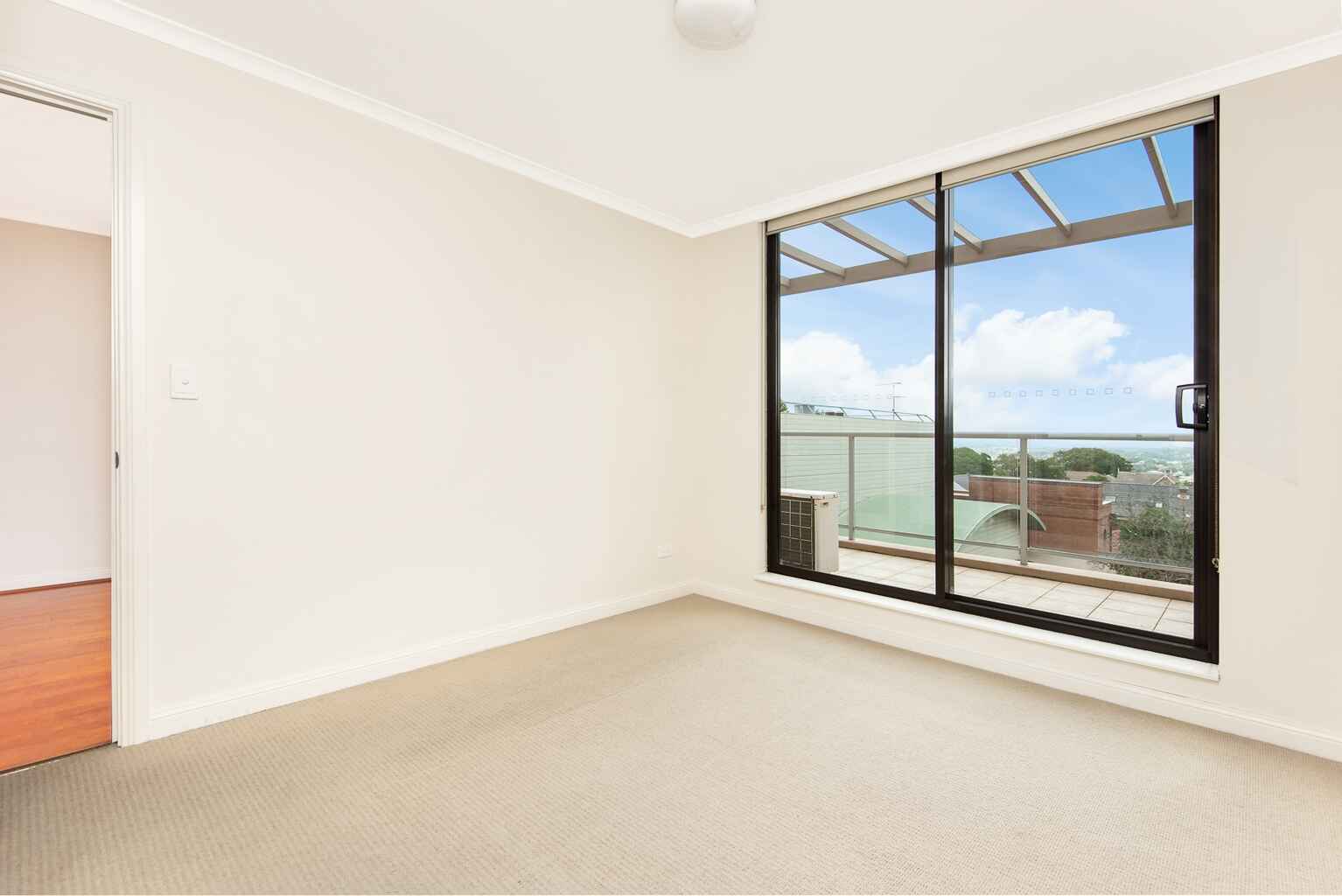 702/7-17 William Street  North Sydney