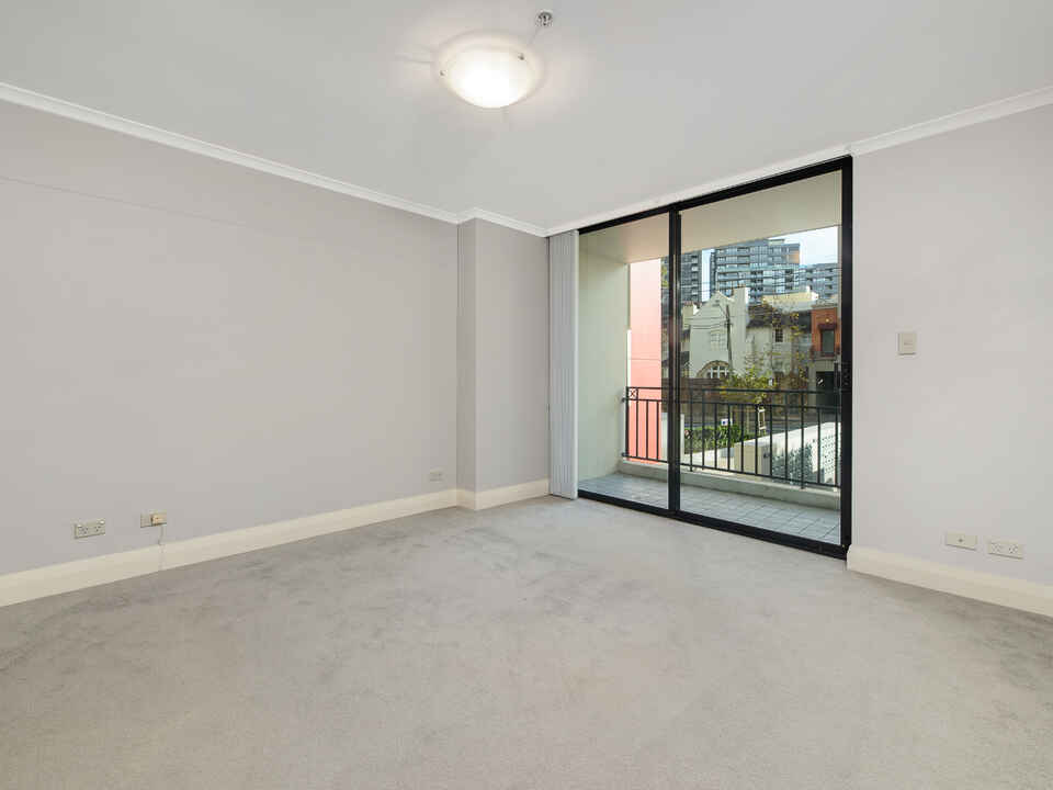 15/237 Miller St North Sydney