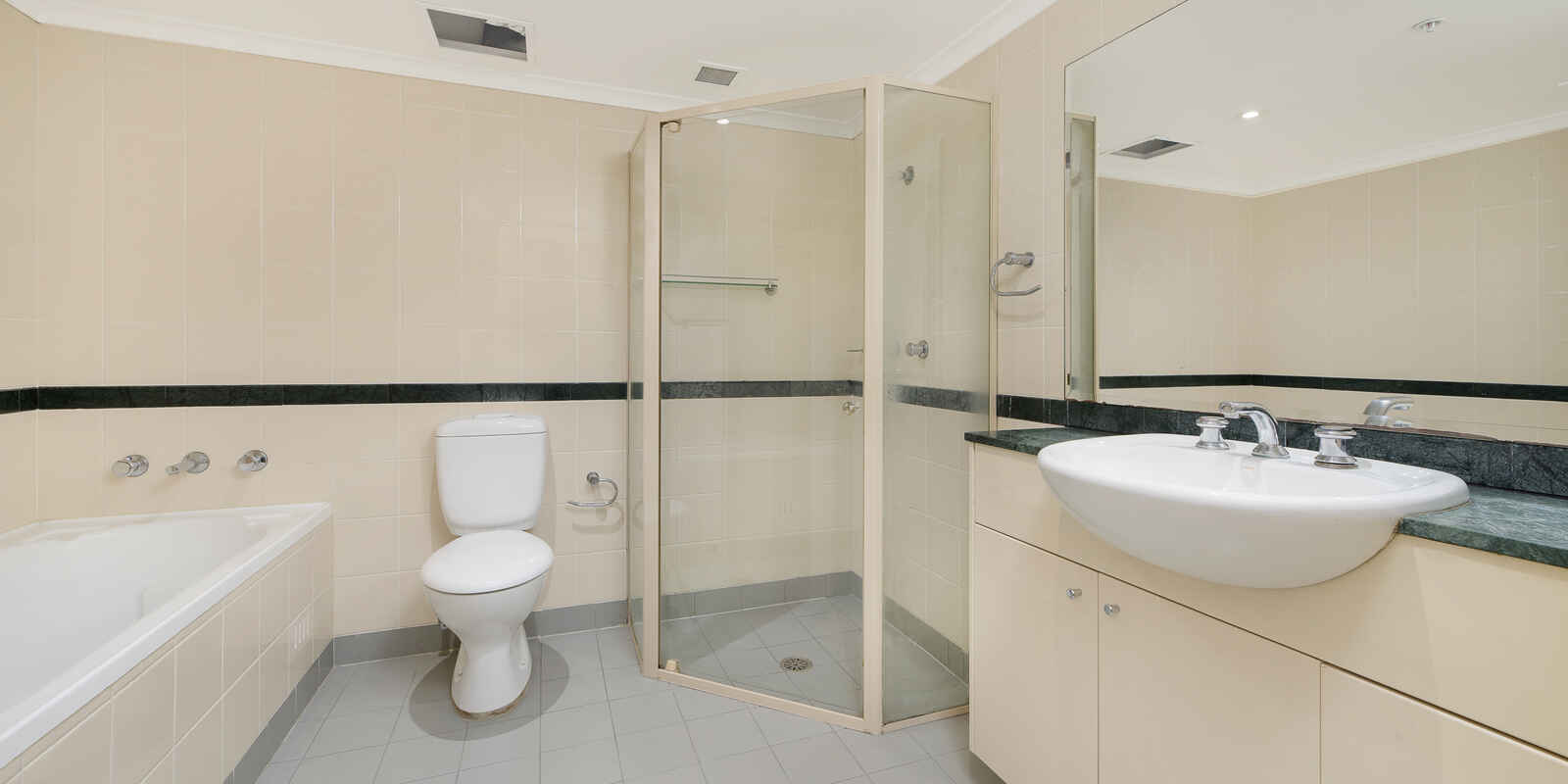 15/237 Miller St North Sydney 15/237 Miller St North Sydney