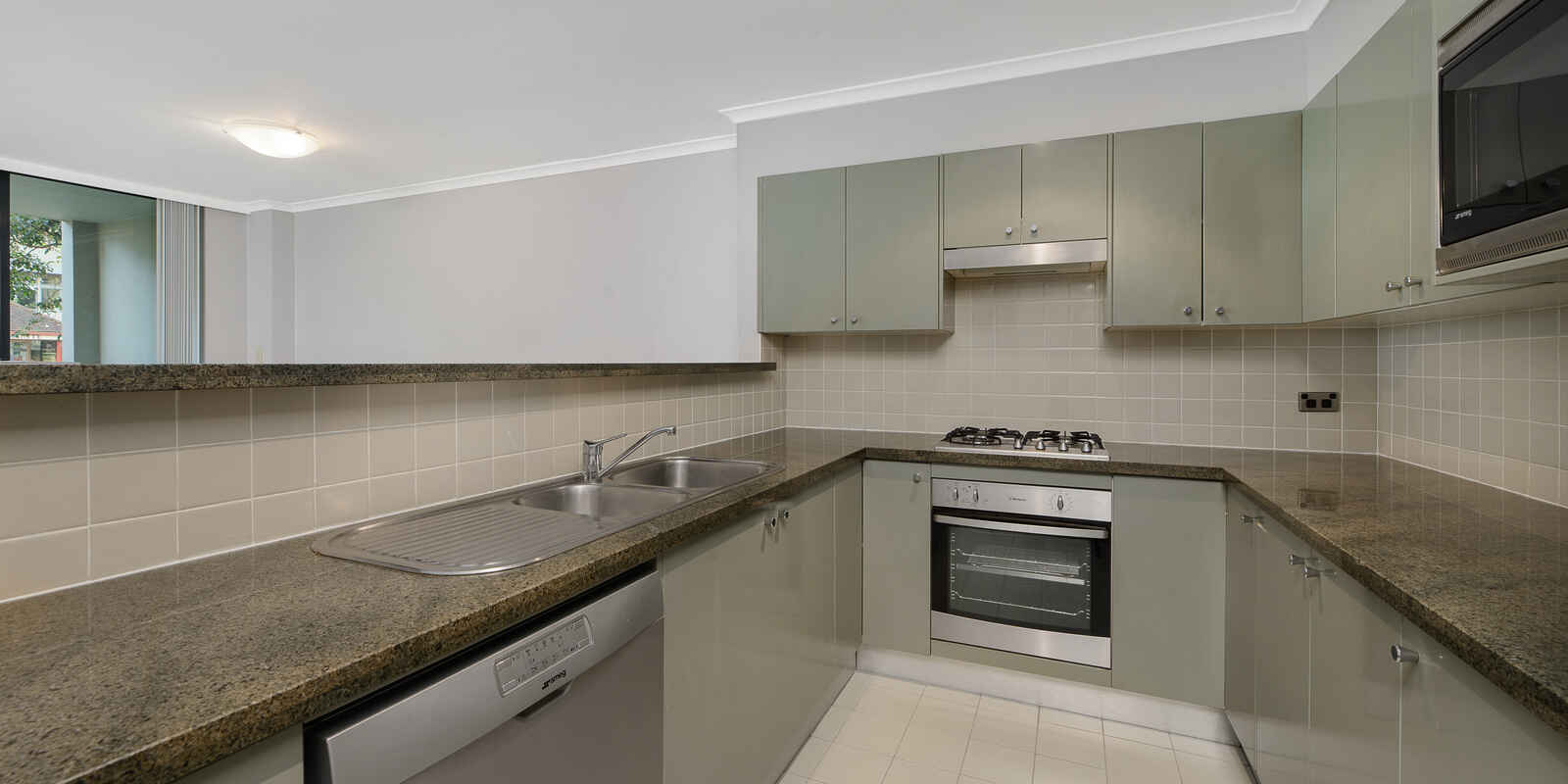15/237 Miller St North Sydney 15/237 Miller St North Sydney