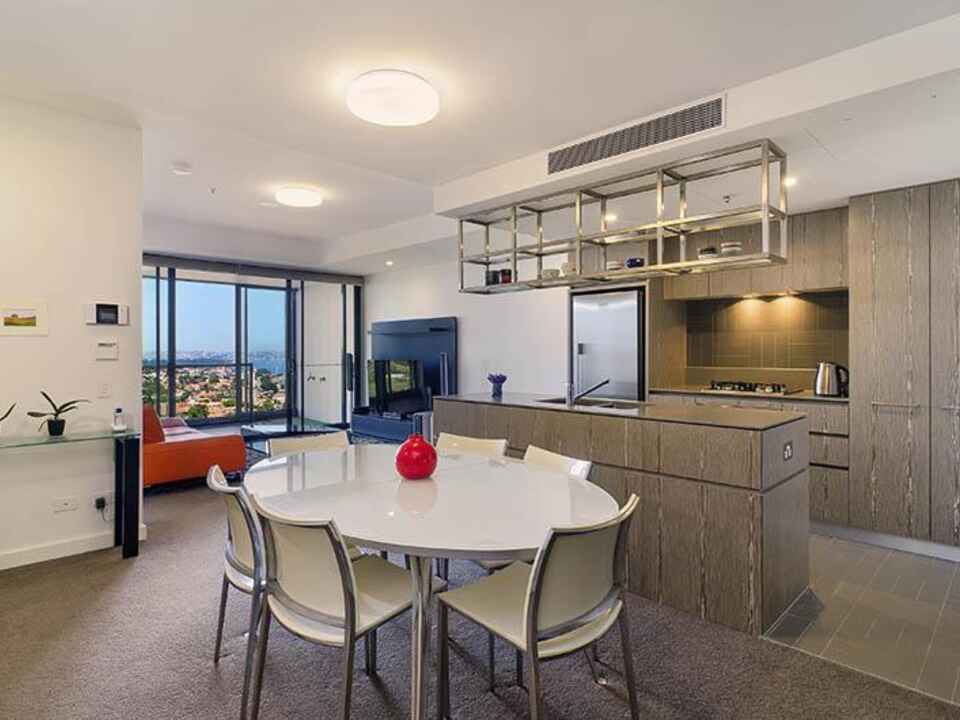 1302/138 Walker Street North Sydney