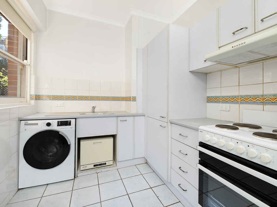 8/21 Waruda St Kirribilli