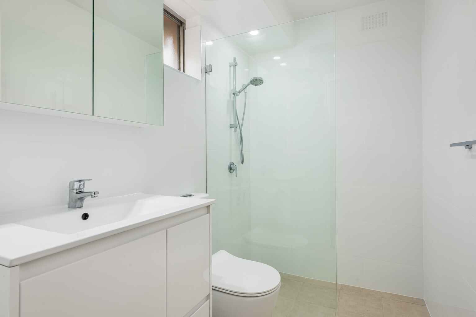 1/5 Roseville Avenue Roseville 1/5 Roseville Avenue Roseville