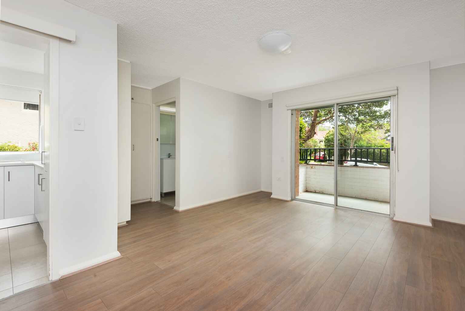 1/5 Roseville Avenue Roseville 1/5 Roseville Avenue Roseville