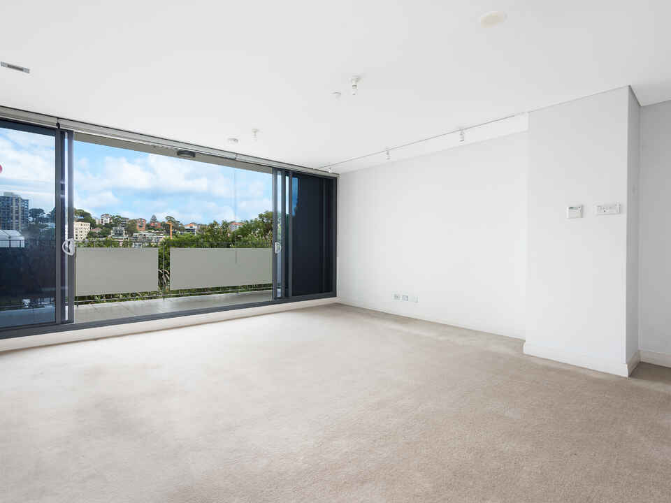 102/8 Glen Street Milsons Point