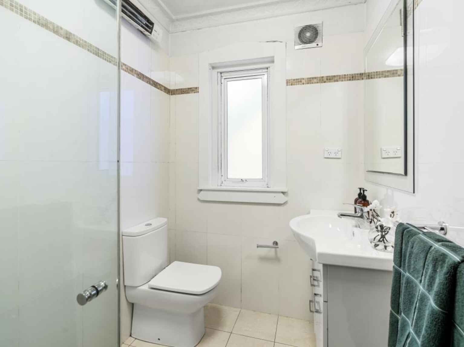 Unit For Sale 2/77 Belgrave Street Cremorne