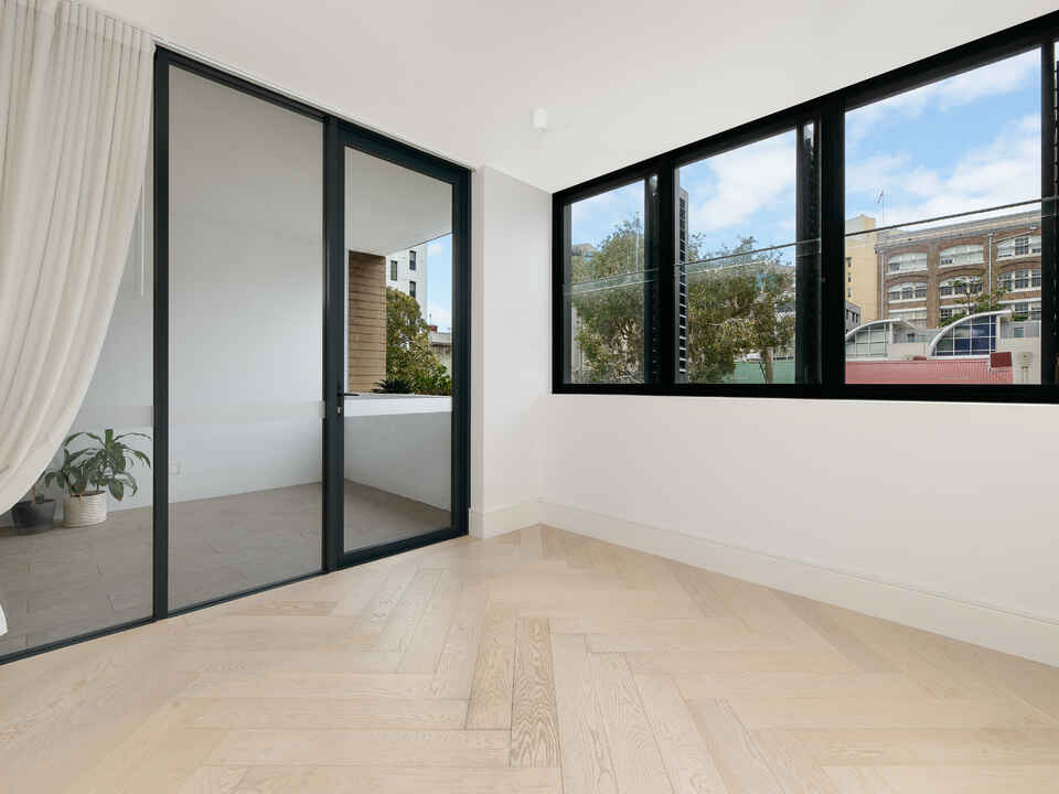 13/144-154 Commonwealth Street  Surry Hills