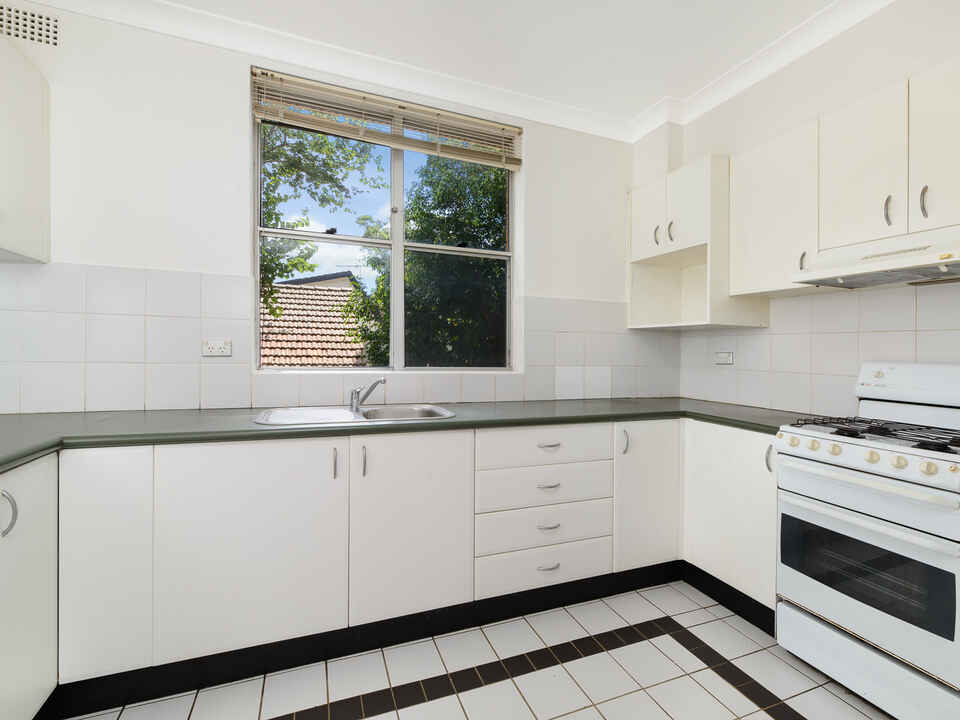 2/299 West Street  Cammeray