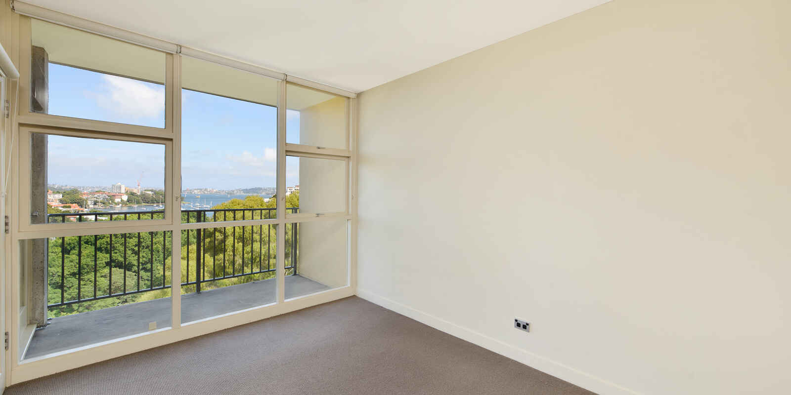 803/22 Doris Street North Sydney