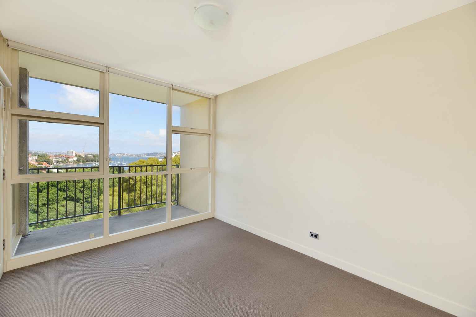 803/22 Doris Street North Sydney 803/22 Doris Street North Sydney