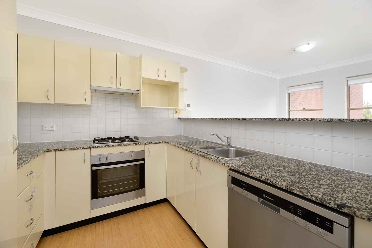6/30 Ridge Street  North Sydney