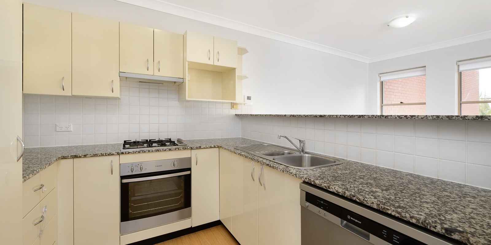 6/30 Ridge Street  North Sydney