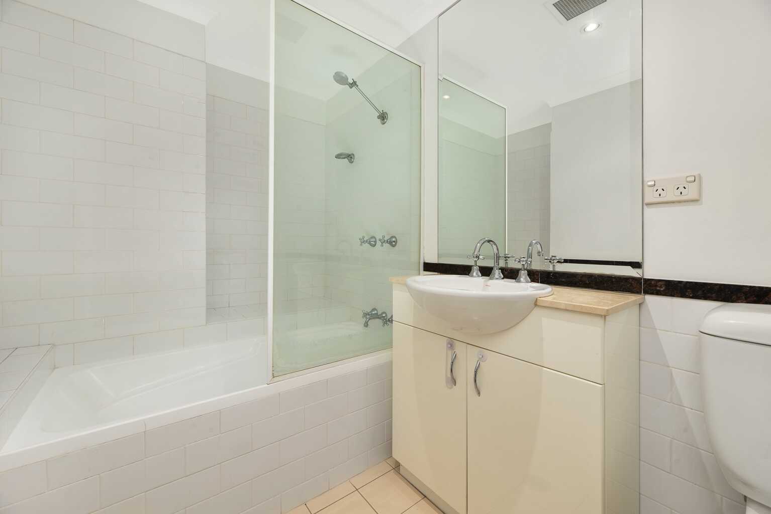 6/30 Ridge Street  North Sydney