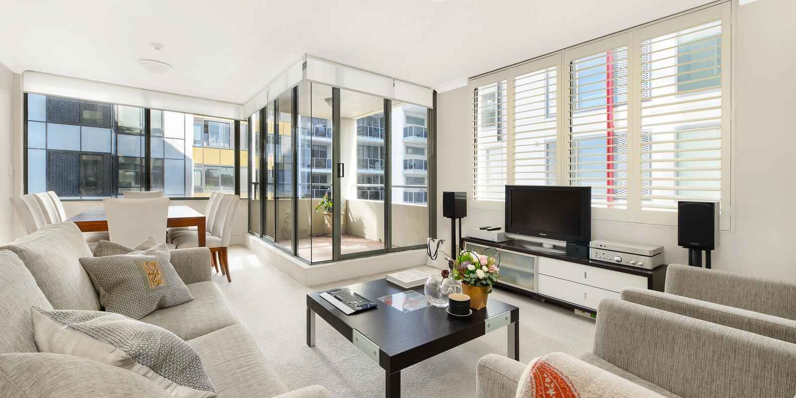 707/37-39 Mclaren Street North Sydney