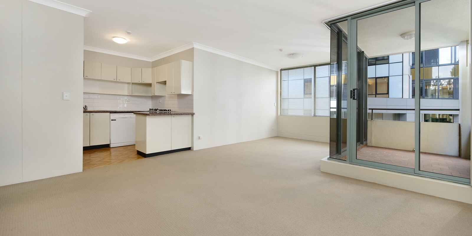 207/37-39 Mclaren Street North Sydney