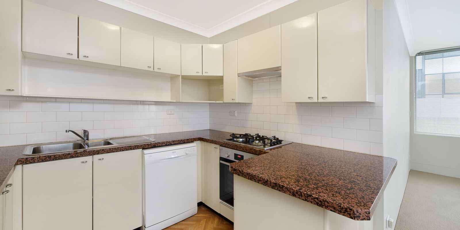 207/37-39 Mclaren Street North Sydney