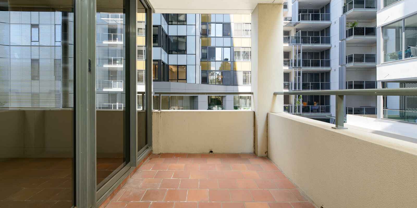 207/37-39 Mclaren Street North Sydney