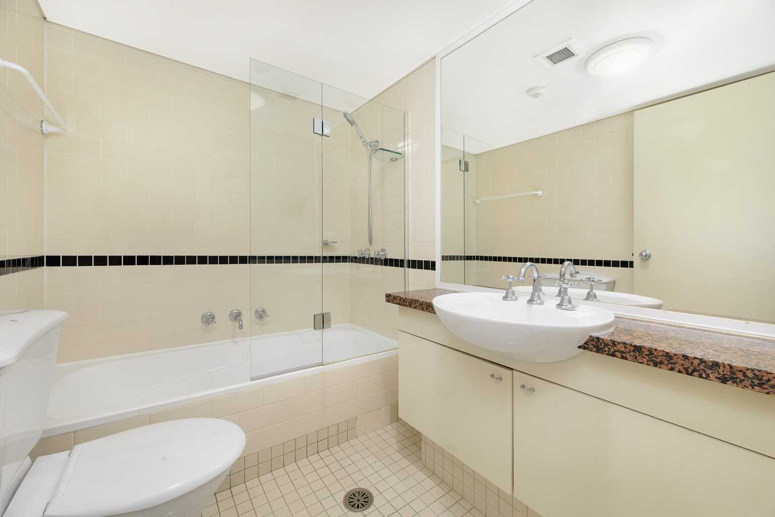 207/37-39 Mclaren Street North Sydney