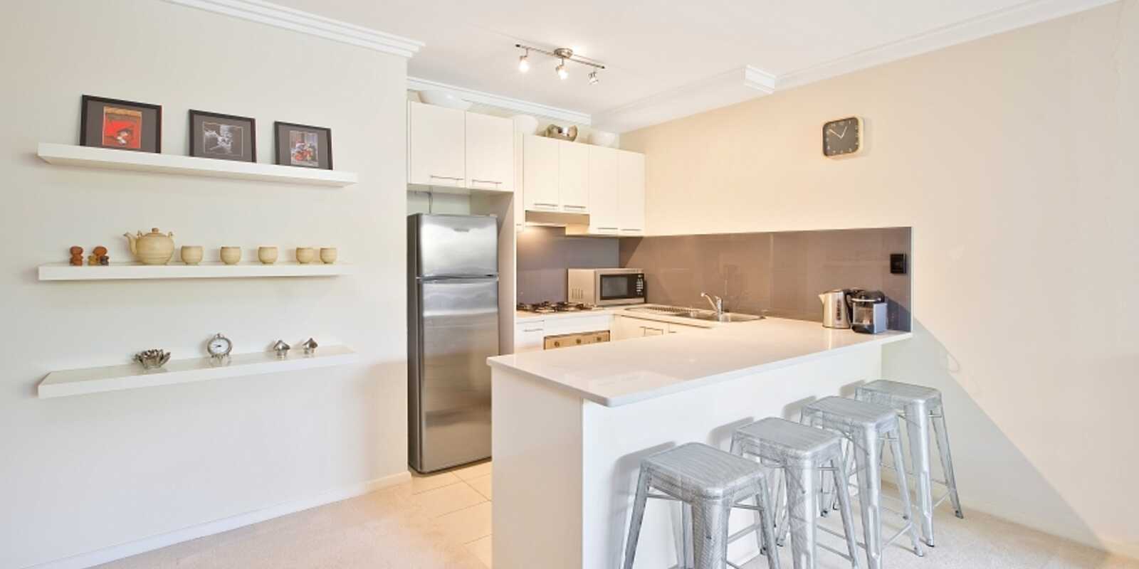2/2 David Street Crows Nest