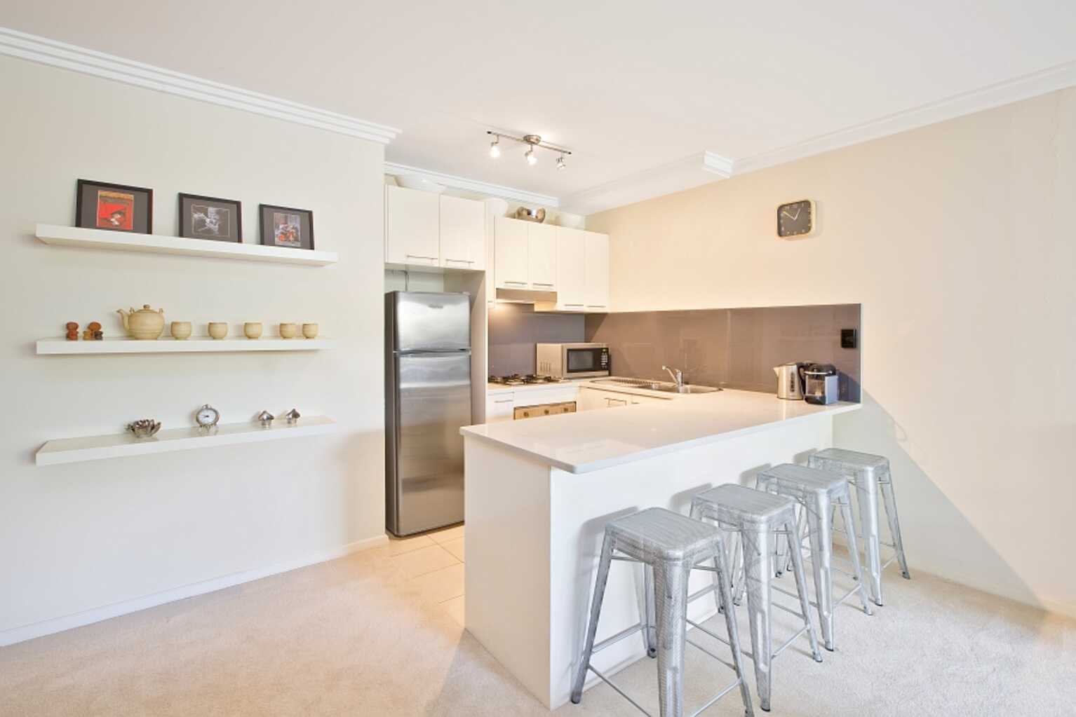 2/2 David Street Crows Nest