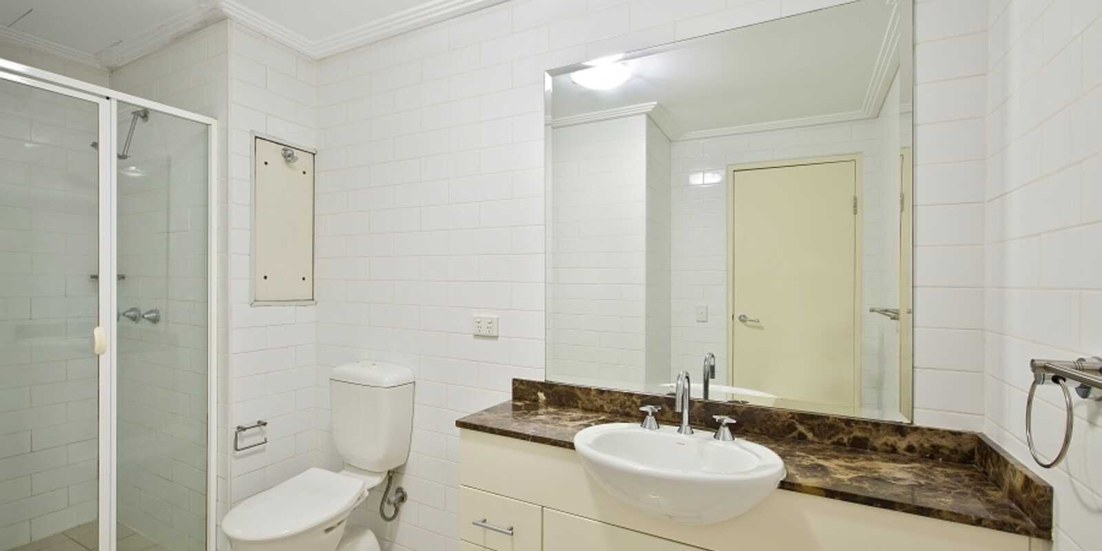 2/2 David Street Crows Nest