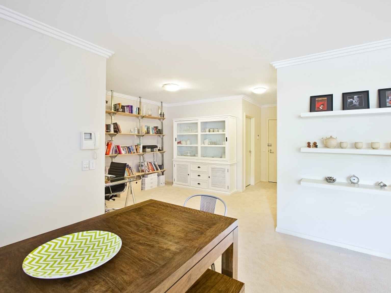 Apartment For Lease 2/2 David Street Crows Nest