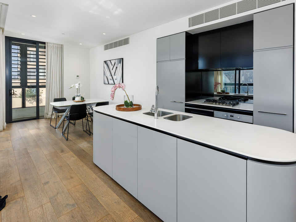 401/241 Oxford Street  Bondi Junction
